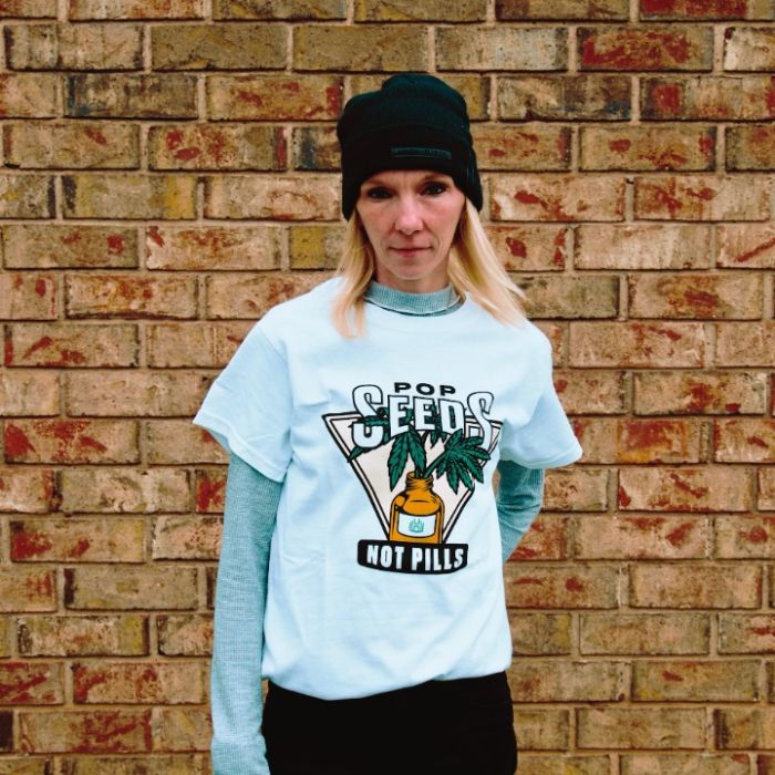 T-shirt - Pop Seeds Not Pills